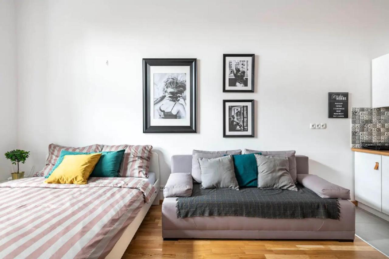 Discover Krakow Apartments - 5 Borowickiej St - Studio Next To Opera And Unity Centre Eksteriør billede